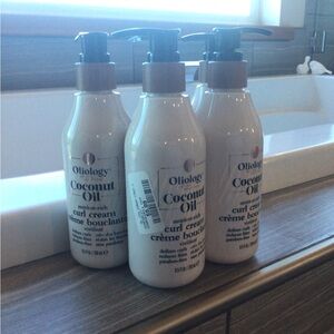Brand New Oliology curl cream. 5 bottles, unopened.